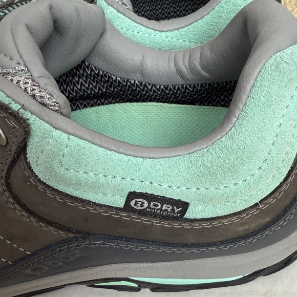 Oboz Sapphire Low BDry waterproof women’s hiking shoes - Picture 10 of 10